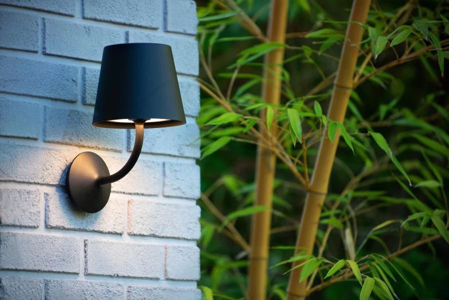 Lucide JUSTIN - Wandlamp Binnen/Buiten - LED Dimb. - 1x7W 3000K - IP65 - Zwart - sfeer 1